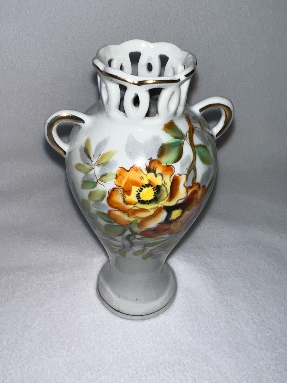 Mini VINTAGE CERAMIC BUD VASE DOUBLE HANDLE GOLD TRIM FLORAL Hand Painted JAPAN